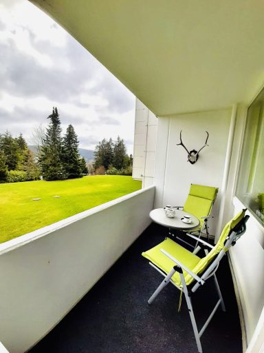 Balkon mit Ausblick :-))